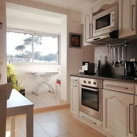 T3 En Front De Apartment Frejus